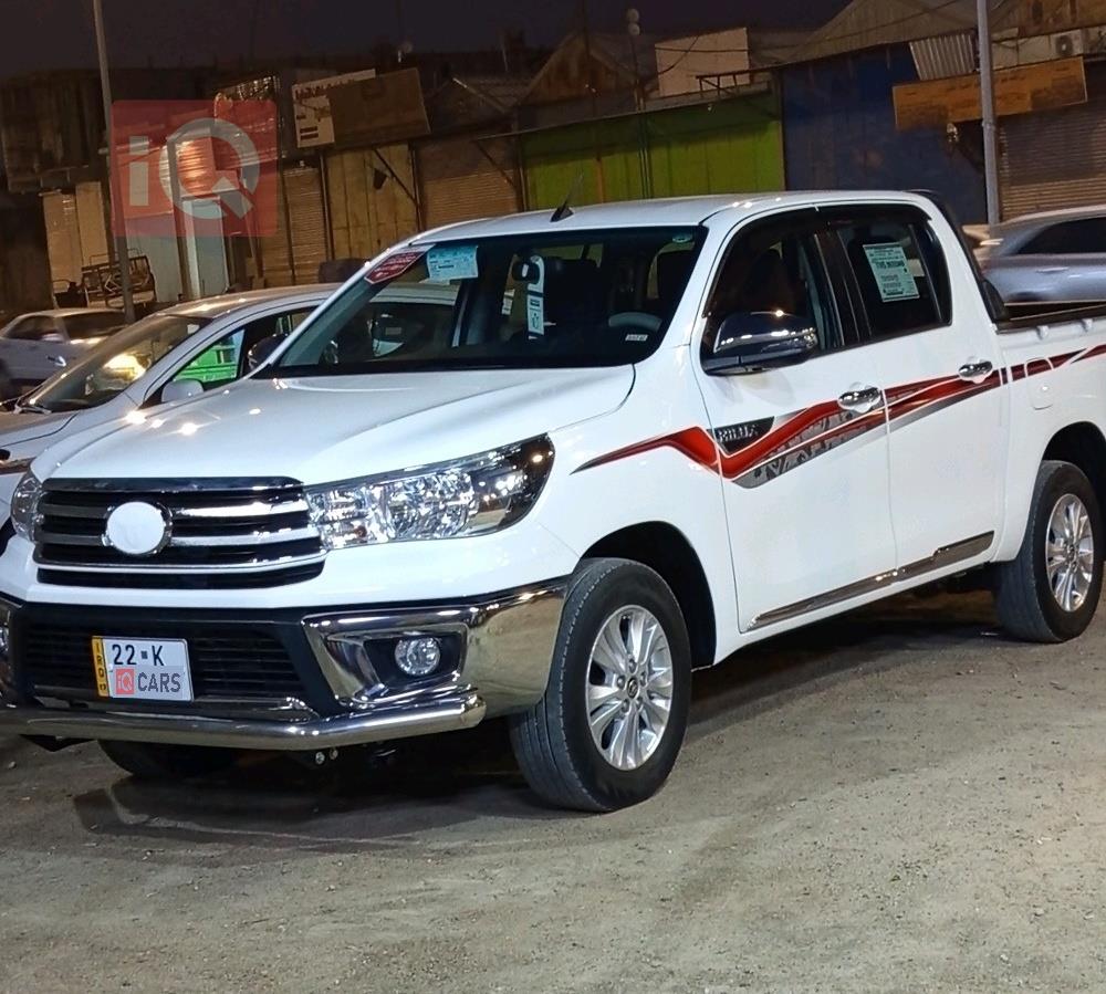 تويوتا هايلوكس